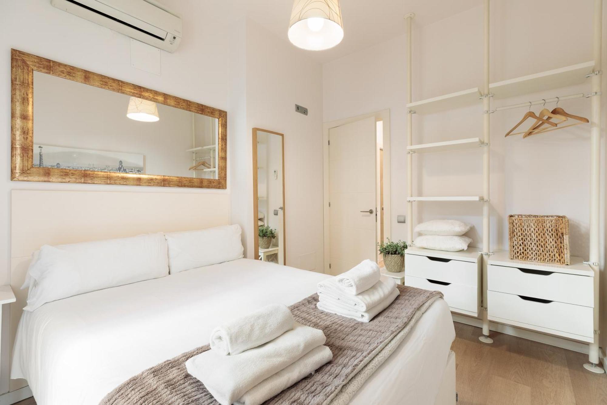 Enjoy Montserrat Boutique In Eixample Appartement Barcelona